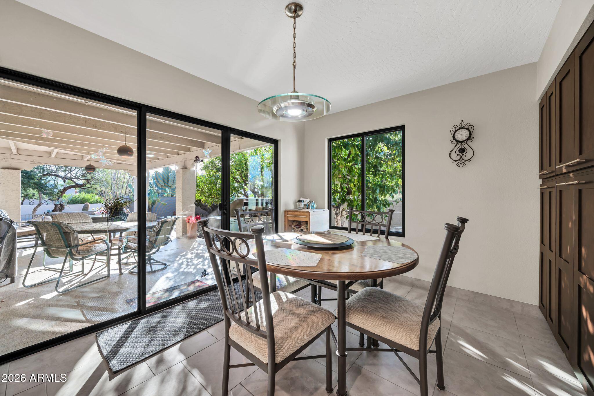 26445 North Avenida Del Ray Rio Verde, AZ 85263 - Photo 14 of 40 Breakfast room