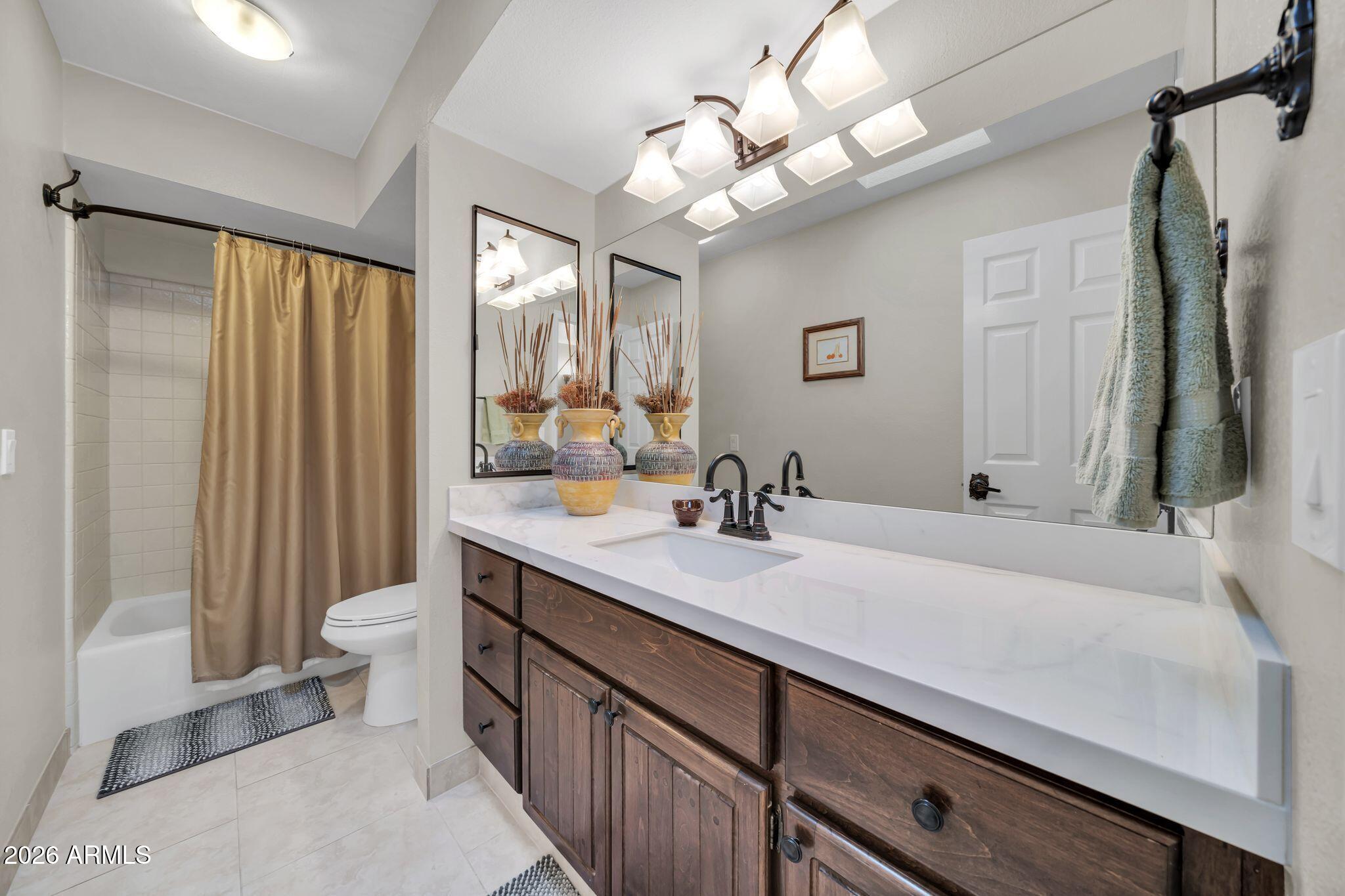 26445 North Avenida Del Ray Rio Verde, AZ 85263 - Photo 29 of 40 Guest Bathroom