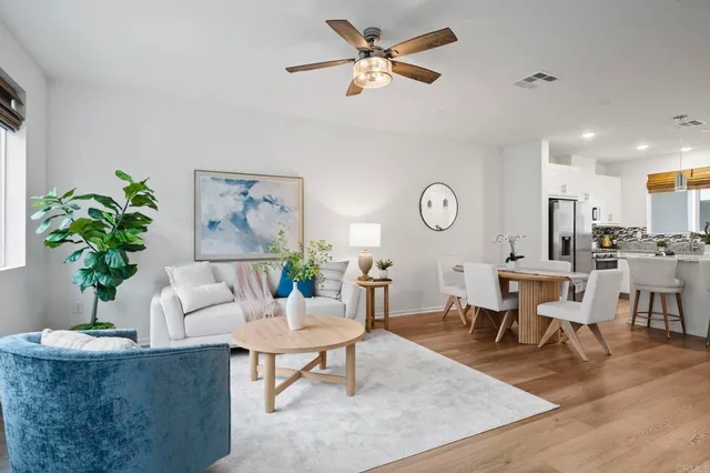 $670,000 | 5480 Seacliff Place, Unit 41, San Diego, CA 92154