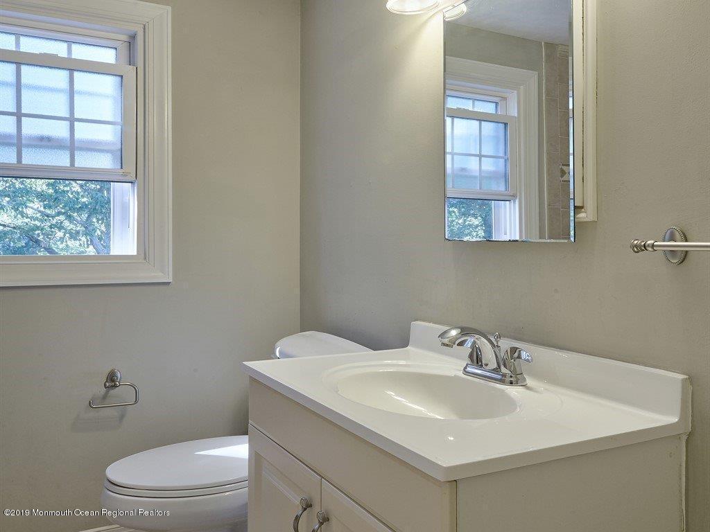 369 Old Squan Road Brick, NJ 08724 - Photo 21 of 30 2nd Floor Upgraded Bathroom