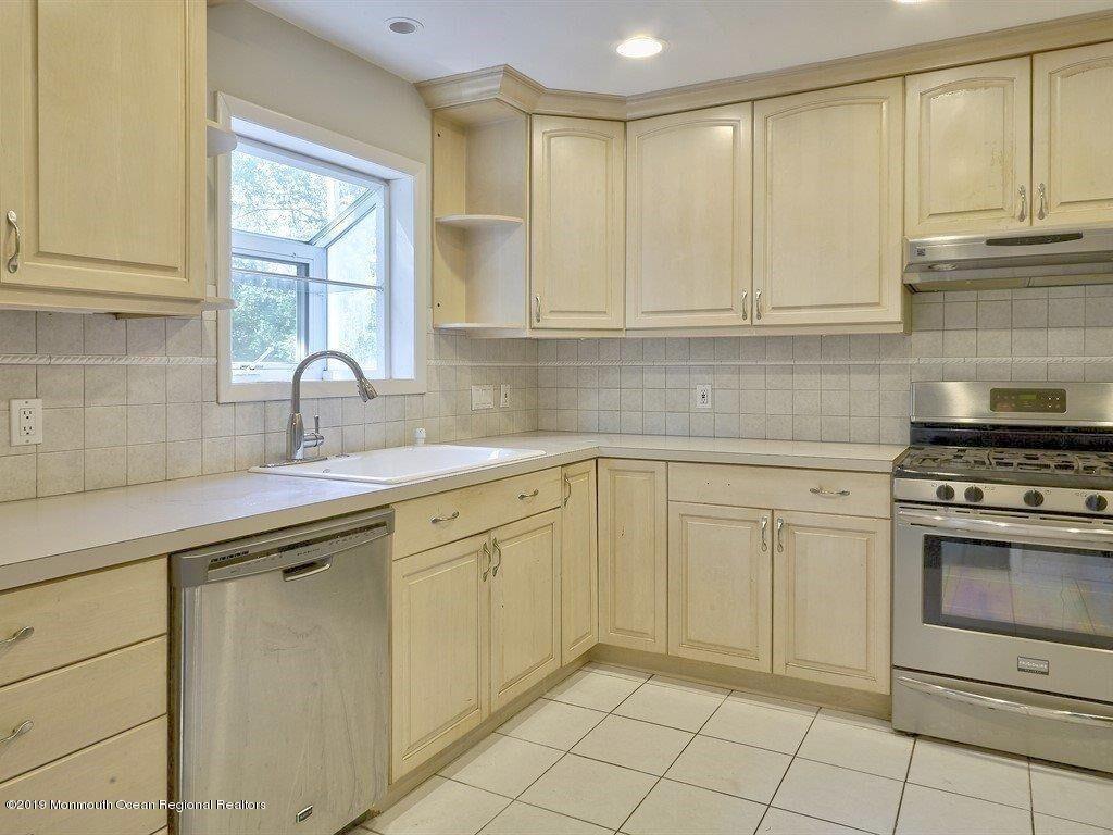 369 Old Squan Road Brick, NJ 08724 - Photo 5 of 30 squan new kitchen1