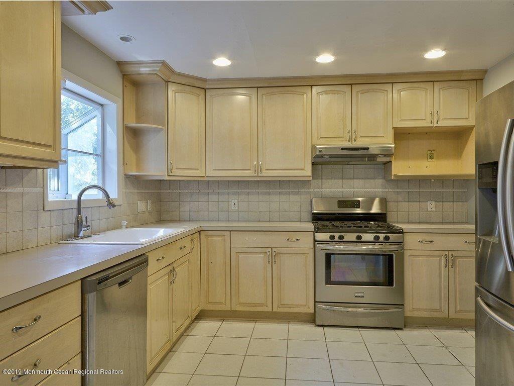 369 Old Squan Road Brick, NJ 08724 - Photo 6 of 30 squan new kitchen3
