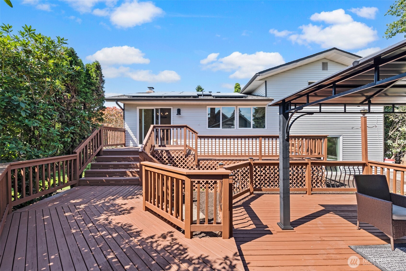 4303 Northeast 24th Street Renton, WA 98059 - Photo 21 of 30