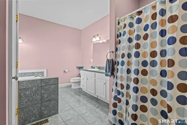 $794,900 | 17 Blackwells Landing, Brooklyn, CT 06234