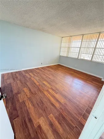 $1,500 | 2025 Northeast 164th Street, Unit 1007, North Miami Beach, FL 33162