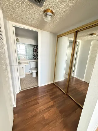 $1,500 | 2025 Northeast 164th Street, Unit 1007, North Miami Beach, FL 33162