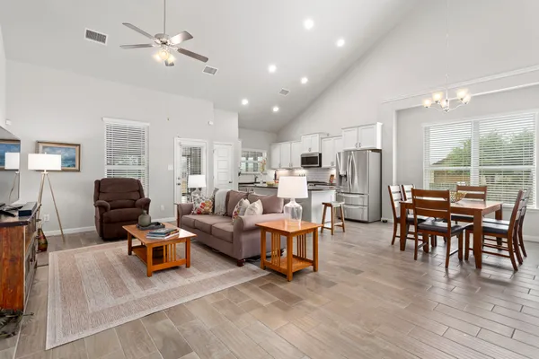 $405,000 | 331 Limestone Creek, New Braunfels, TX 78130