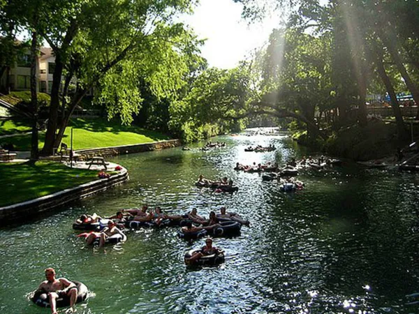 $405,000 | 331 Limestone Creek, New Braunfels, TX 78130