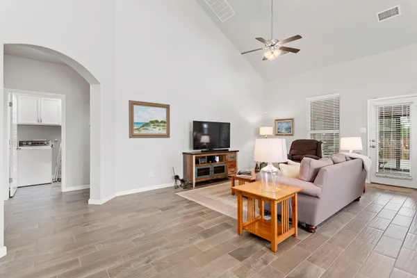 $405,000 | 331 Limestone Creek, New Braunfels, TX 78130