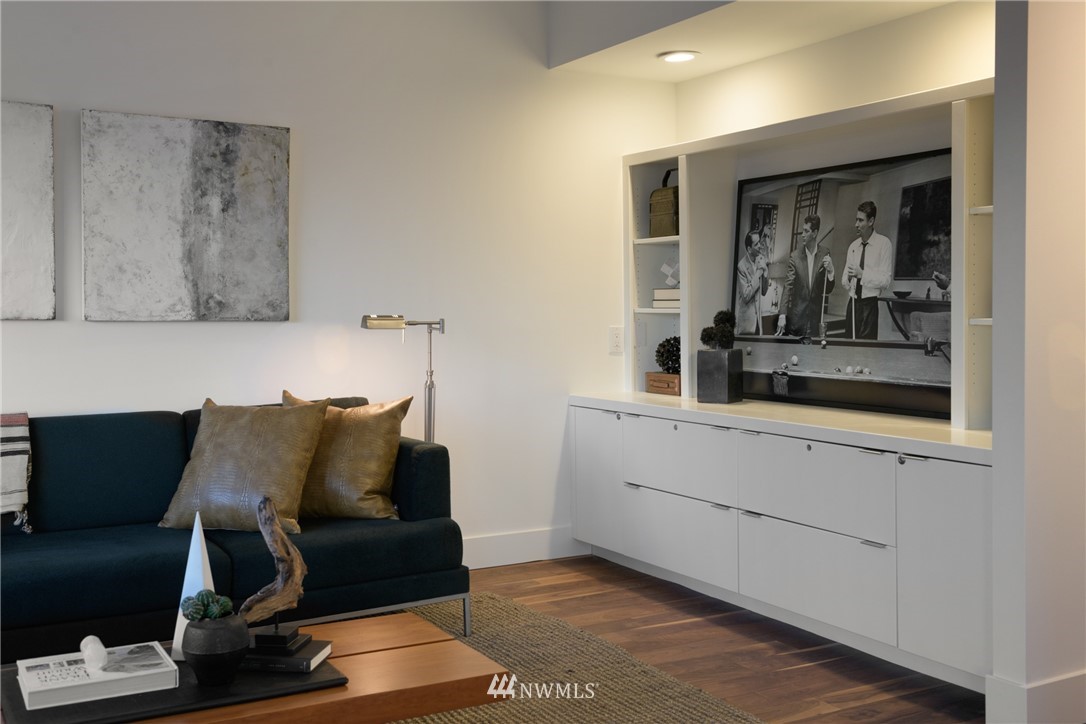 1301 Spring Street, Unit 21J Seattle, WA 98104 - Photo 21 of 40