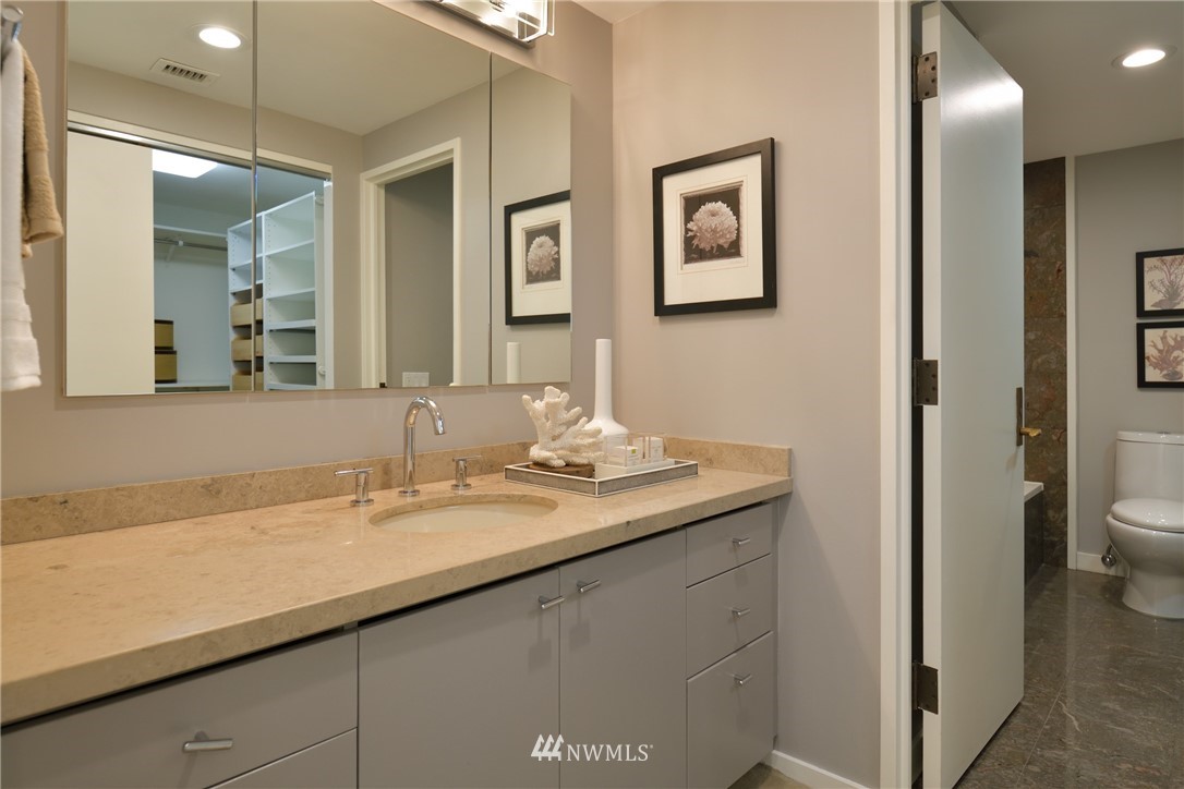 1301 Spring Street, Unit 21J Seattle, WA 98104 - Photo 27 of 40