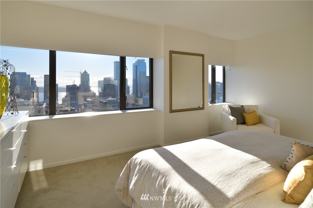 1301 Spring Street, Unit 21J Seattle, WA 98104 - Photo 28 of 40