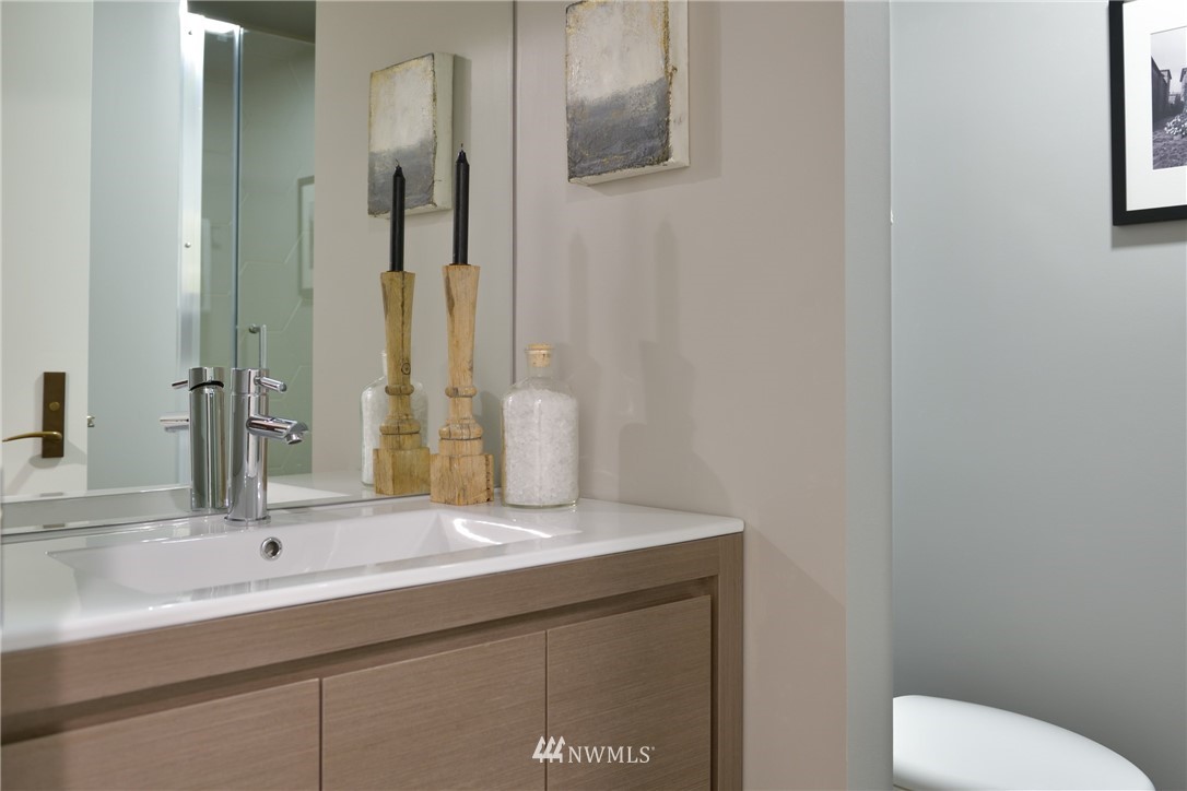 1301 Spring Street, Unit 21J Seattle, WA 98104 - Photo 33 of 40
