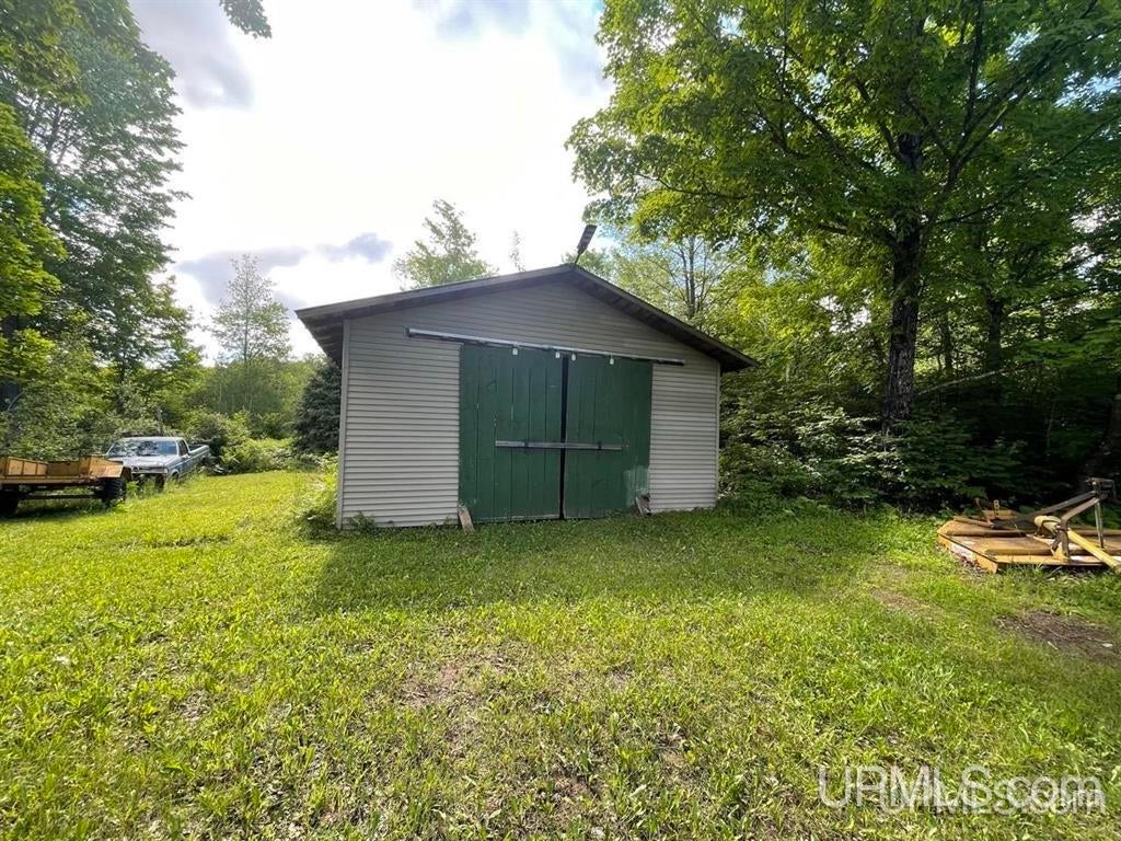 243 Net River Road Iron River, MI 49935 - Photo 2 of 20 Gallery Image 2