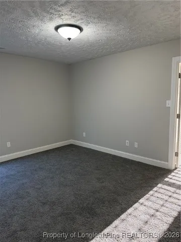 $2,600 | 3200 King James Lane, Fayetteville, NC 28306