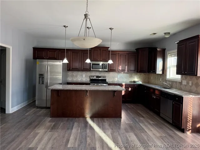 $2,600 | 3200 King James Lane, Fayetteville, NC 28306