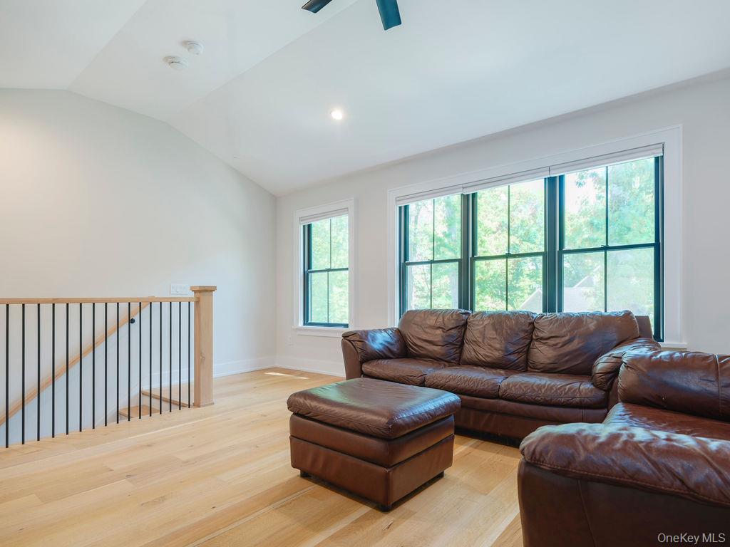 4525 South Harbor Road Southold, NY 11971 - Photo 20 of 43