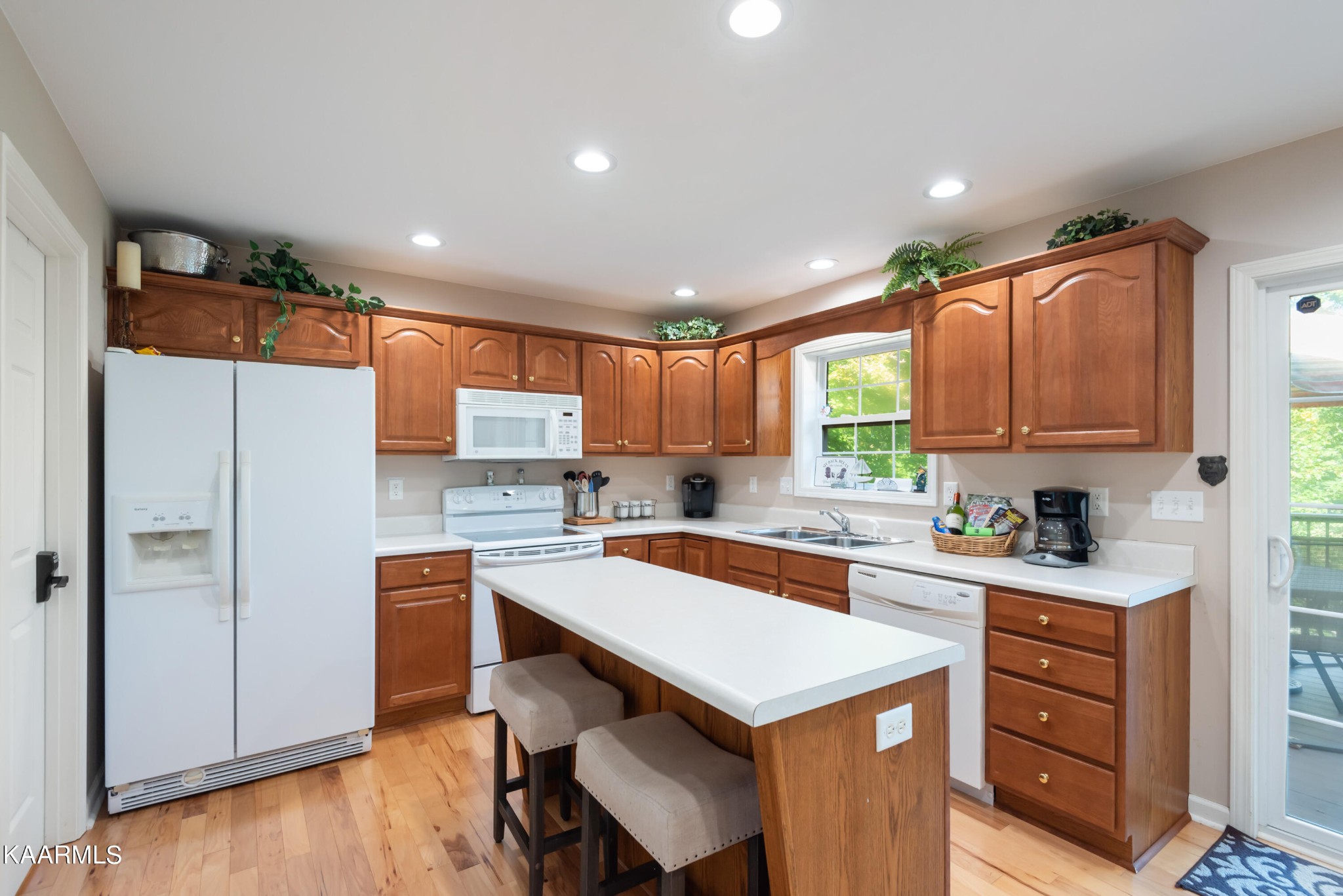 1461 Cove Pointe Road La Follette, TN 37766 - Photo 13 of 37 Gallery Image 13