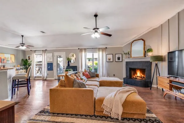 $300,000 | 3713 Periwinkle Drive, Fort Worth, TX 76137