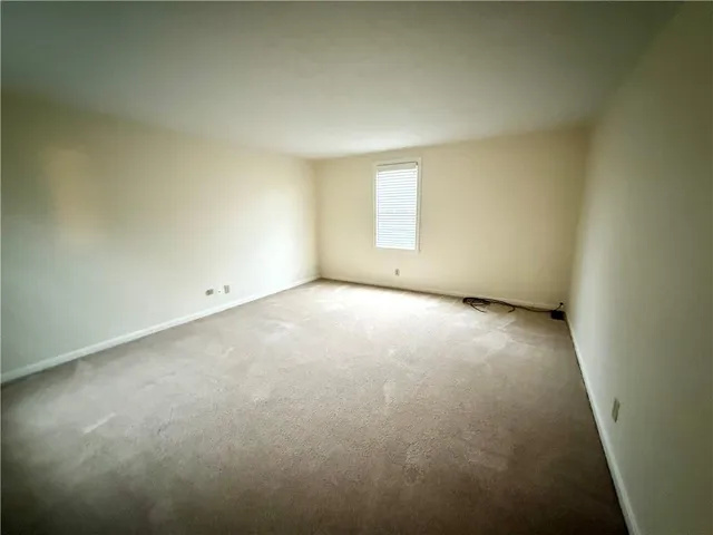 $950 | 1359 Johnston Avenue, Unit 2, Kittanning, PA 16201