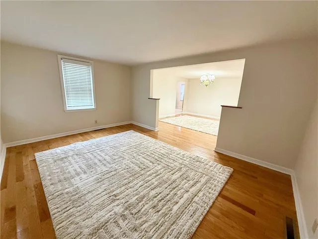 $950 | 1359 Johnston Avenue, Unit 2, Kittanning, PA 16201