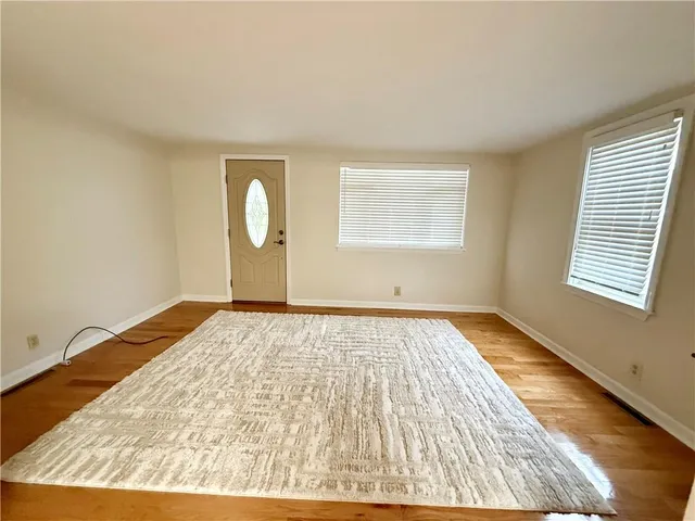 $950 | 1359 Johnston Avenue, Unit 2, Kittanning, PA 16201