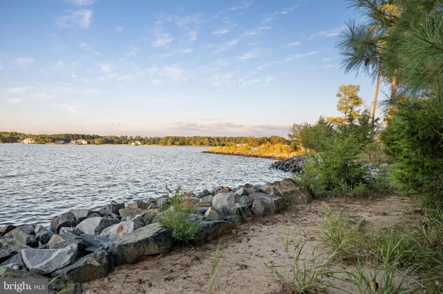 $8,250,000 | 24390 Deep Neck Farm Lane, Royal Oak, MD 21662