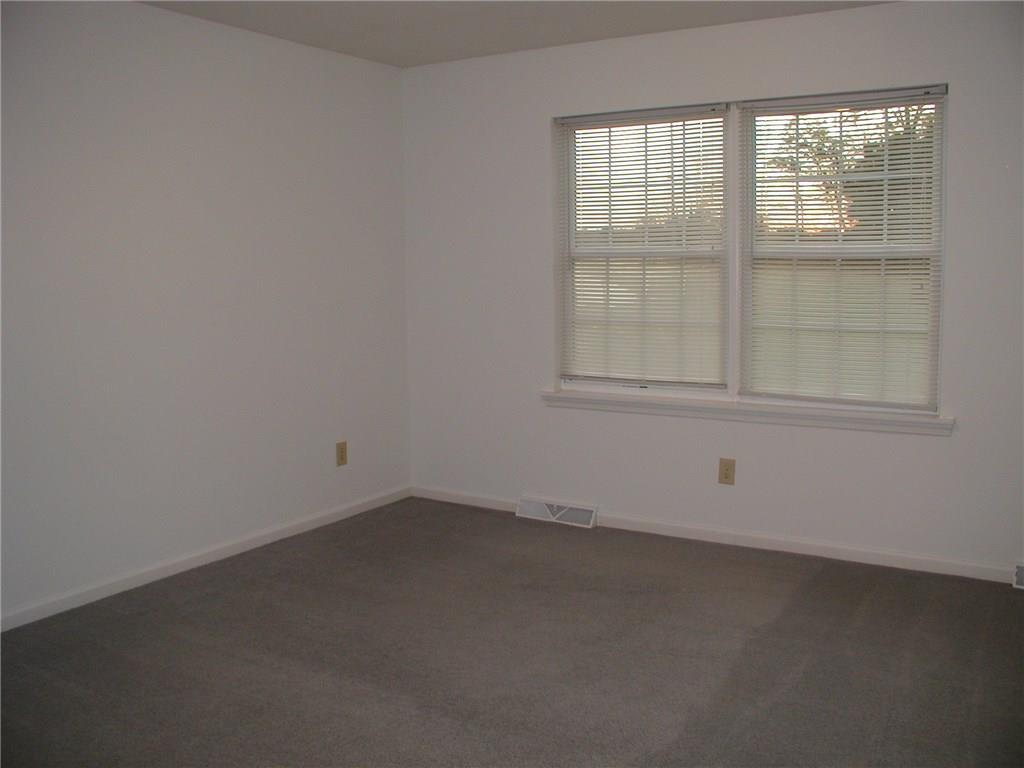 213 Claytonia Road Butler, PA 16001 - Photo 9 of 20