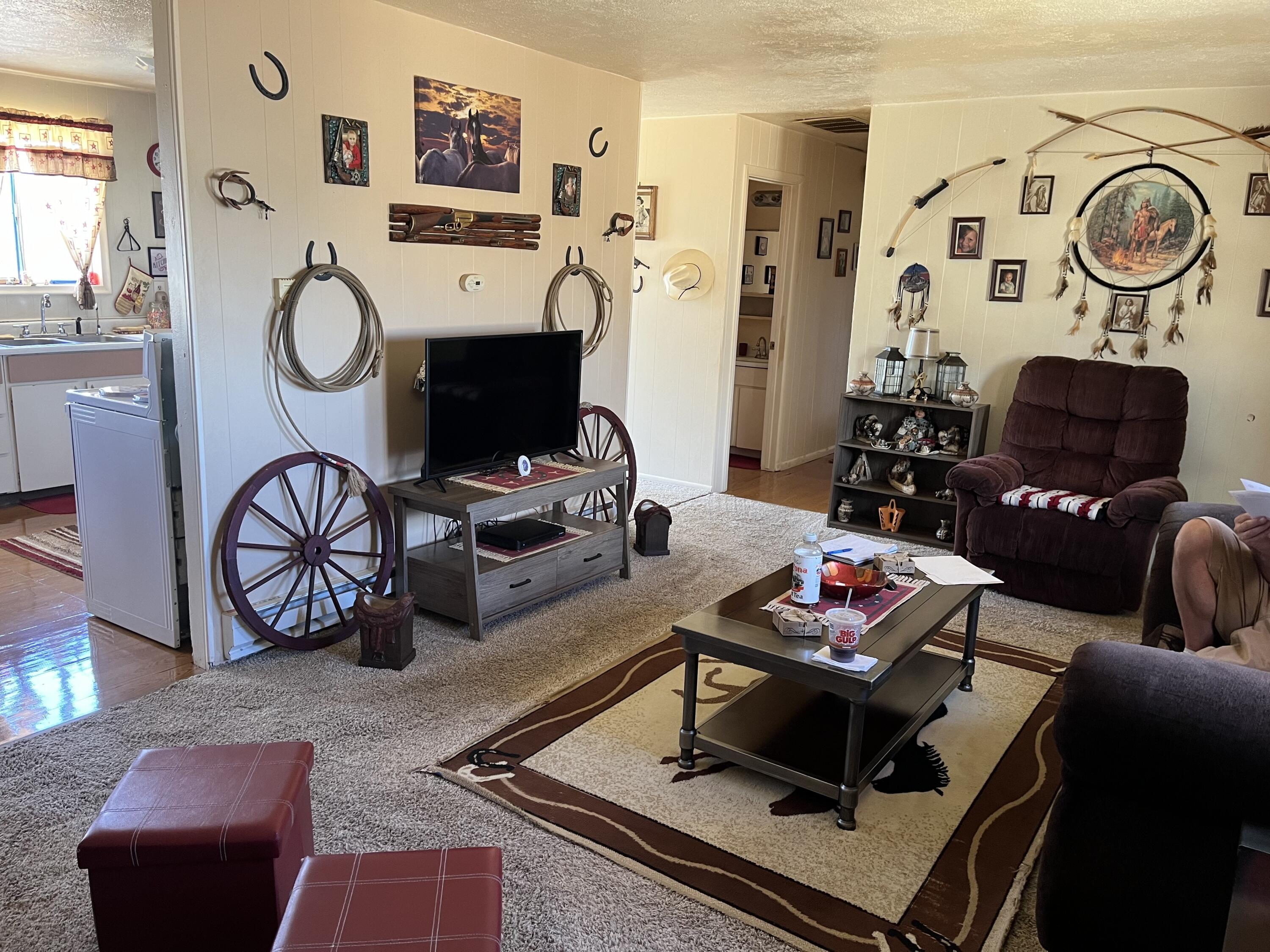 3191 West W Route Crownpoint, NM 87313 - Photo 4 of 34 Gallery Image 4