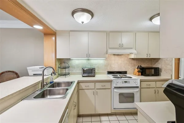 $239,000 | 36750 US Highway 19 North, Unit 15309, Palm Harbor, FL 34683