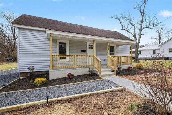 $1,200 | 1144 Front Street, Eden, NC 27288