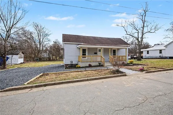 $1,200 | 1144 Front Street, Eden, NC 27288