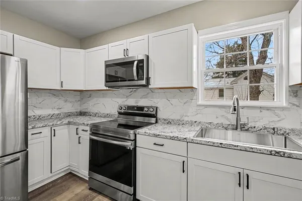 $1,200 | 1144 Front Street, Eden, NC 27288