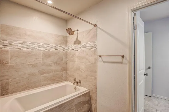 $155,000 | 245 Avant Garde Circle, Unit 245, Kenner, LA 70065