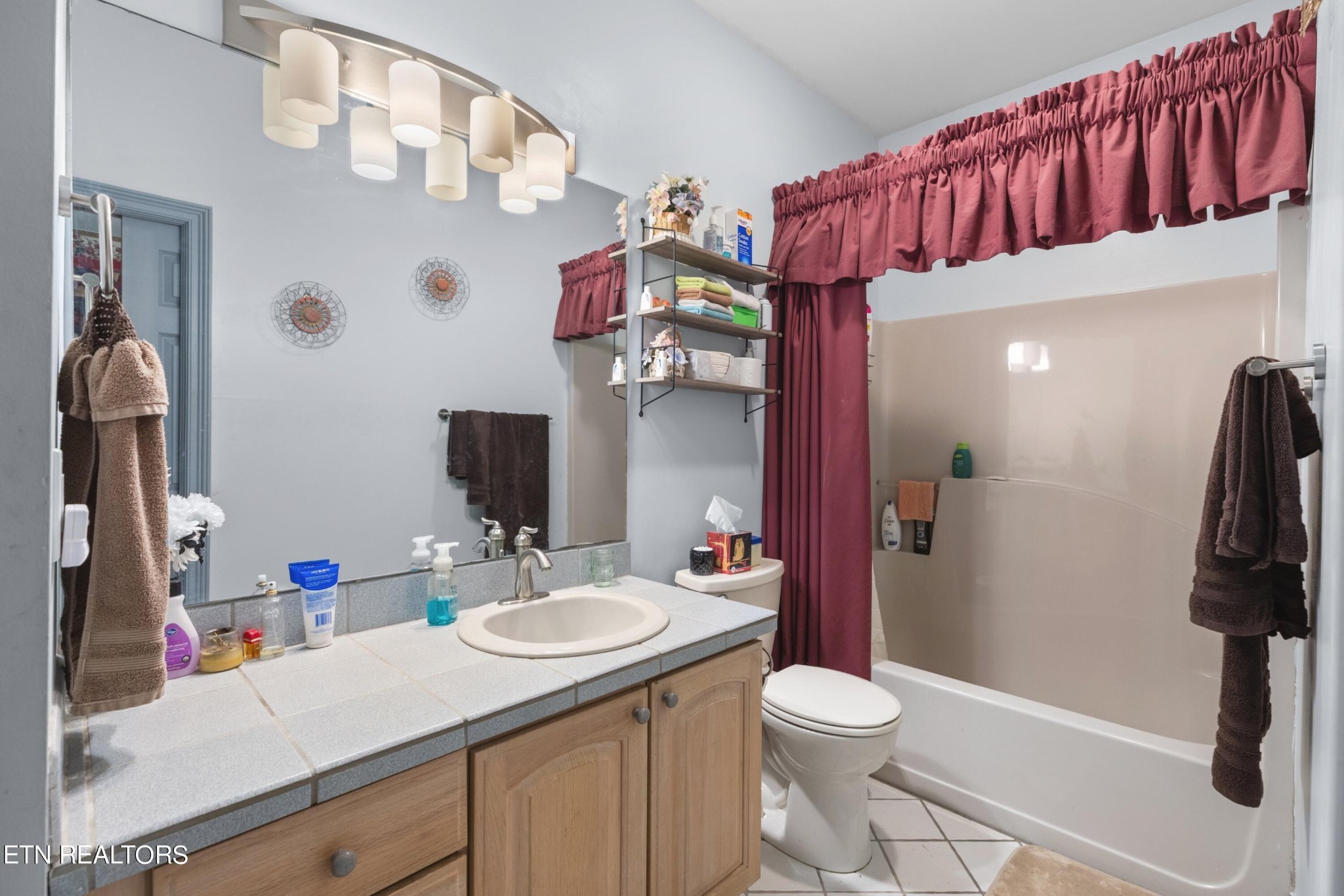 1317 Wendover Road Knoxville, TN 37932 - Photo 37 of 48