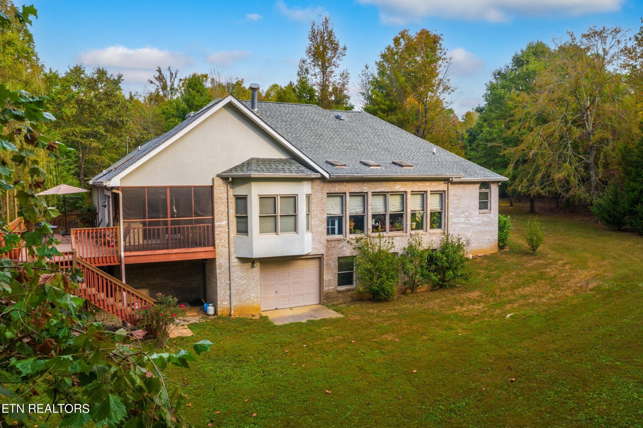 1317 Wendover Road Knoxville, TN 37932 - Photo 6 of 48