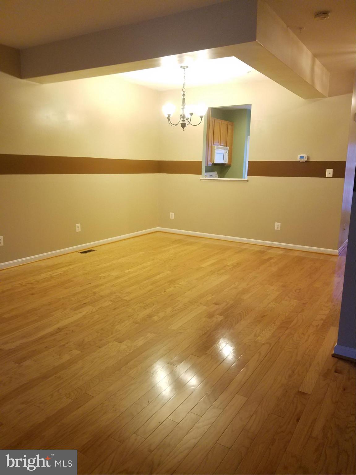 1702 Waltman Road Edgewood, MD 21040 - Photo 5 of 16 Living Room