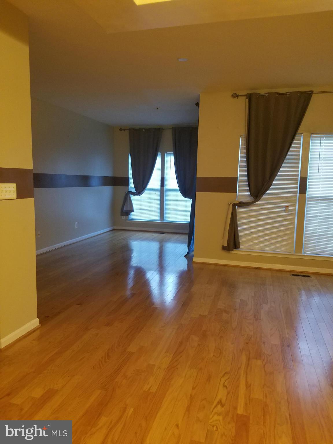 1702 Waltman Road Edgewood, MD 21040 - Photo 6 of 16 Living Room