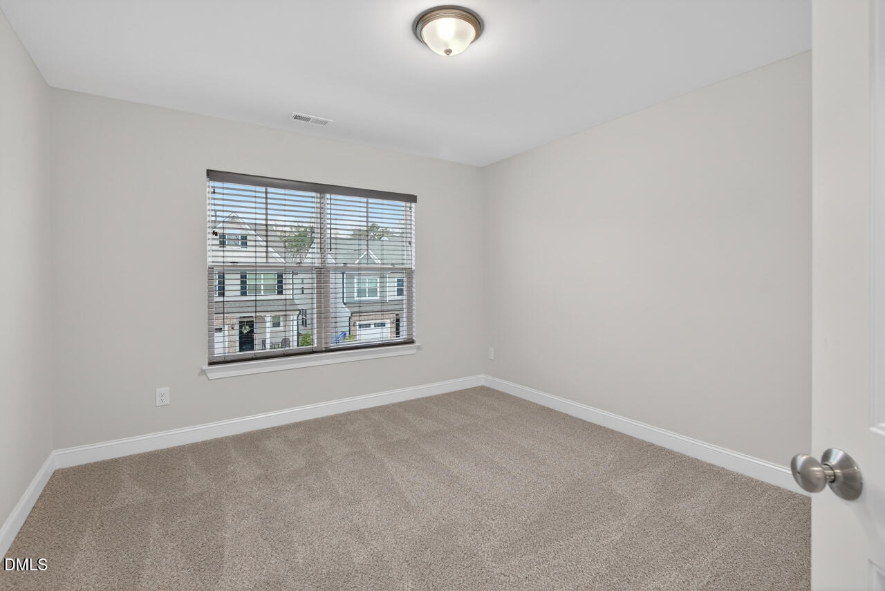 1024 Heartstone Way Durham, NC 27713 - Photo 40 of 50 42