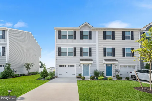 $2,850 | 26 L L Wendowski Street, Beverly, NJ 08010