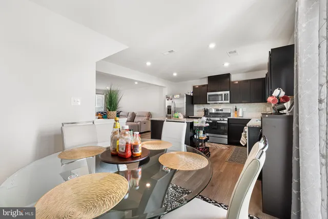 $2,850 | 26 L L Wendowski Street, Beverly, NJ 08010