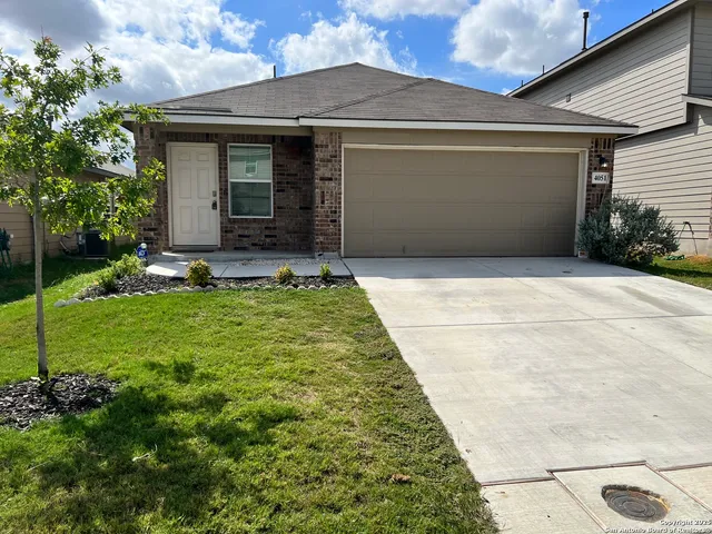 $234,900 | 4051 Fort Palmer Boulevard, St. Hedwig, TX 78152