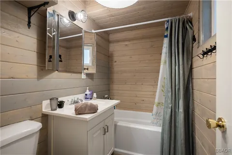 $569,900 | 39309 Peak Lane, Big Bear Lake, CA 92315