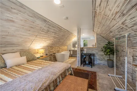 $569,900 | 39309 Peak Lane, Big Bear Lake, CA 92315