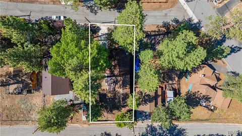 $569,900 | 39309 Peak Lane, Big Bear Lake, CA 92315