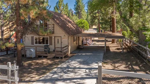 $569,900 | 39309 Peak Lane, Big Bear Lake, CA 92315