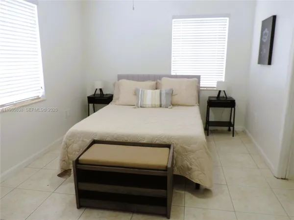 $4,000 | 3134 Southwest 25th Terrace, Unit FRONT, Miami, FL 33133