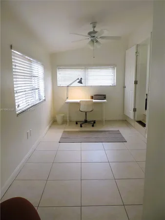 $4,000 | 3134 Southwest 25th Terrace, Unit FRONT, Miami, FL 33133