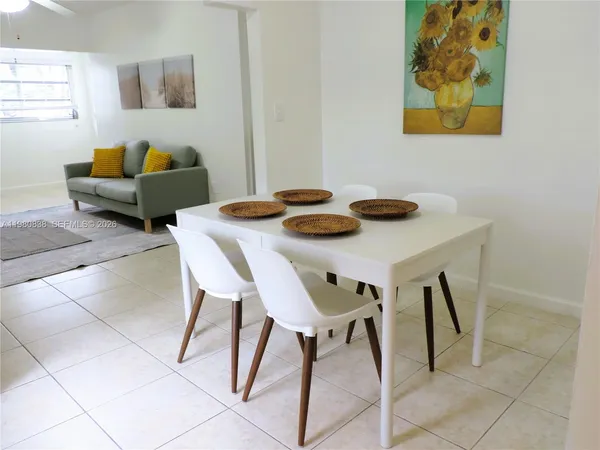 $4,000 | 3134 Southwest 25th Terrace, Unit FRONT, Miami, FL 33133