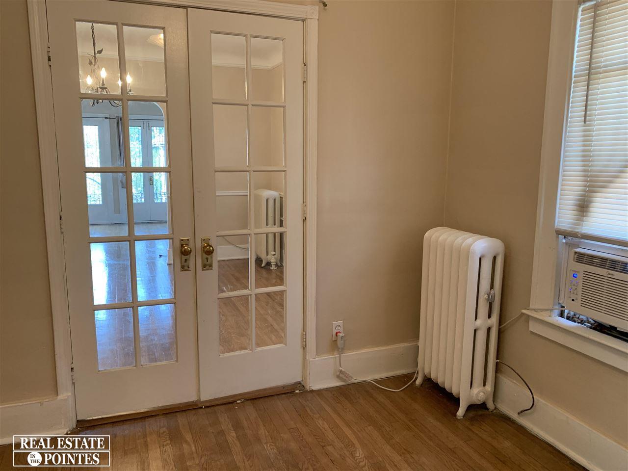 912 Nottingham Road Grosse Pointe Park, MI 48230 - Photo 13 of 30